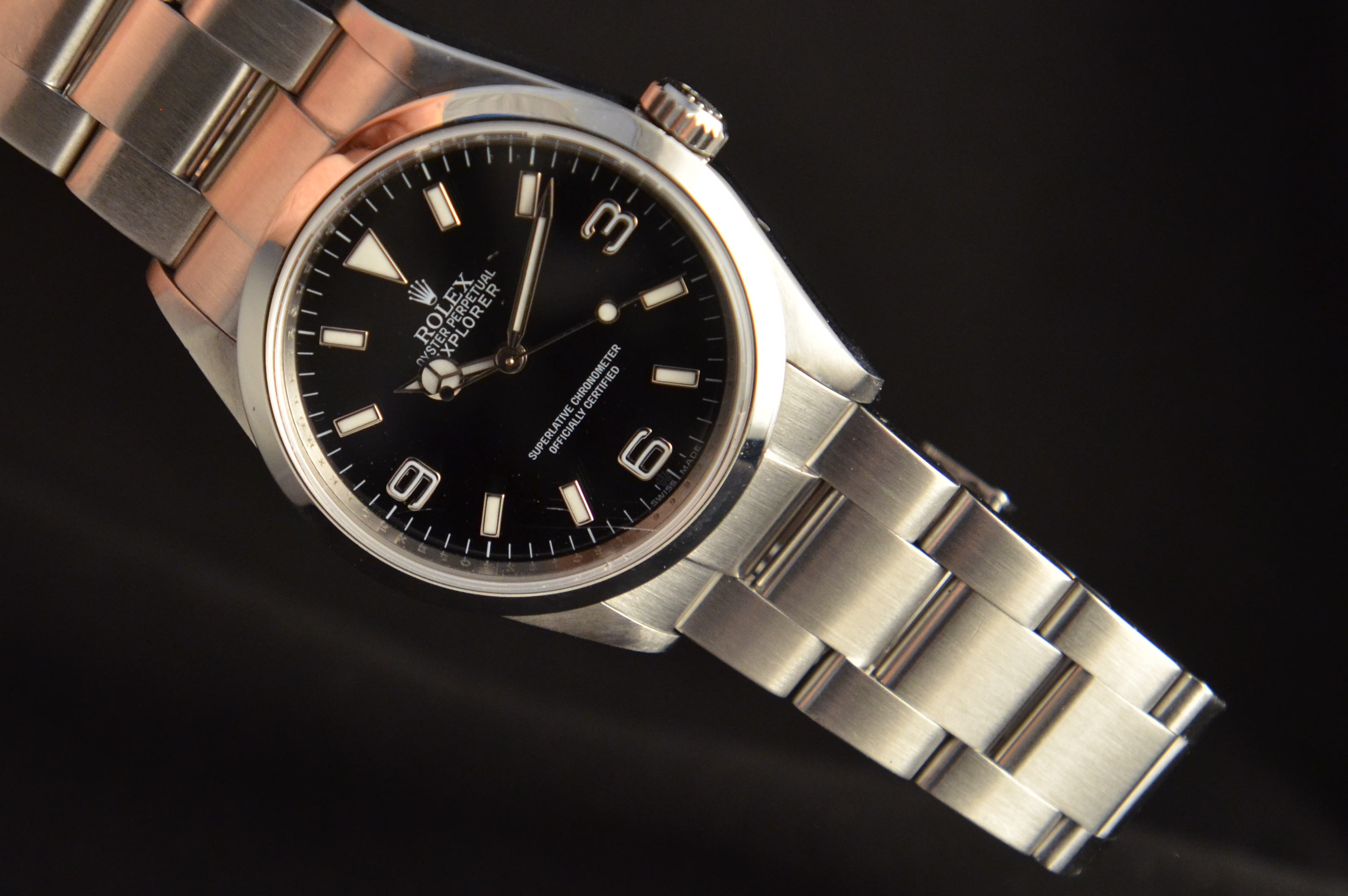 Rolex Explorer 1 Acciaio Usato 2010 114270. Spedizione gratuita in tutta  Italia, permuta, resi gratuiti, consulenza e reperimento. Mazzoleni Orologi.