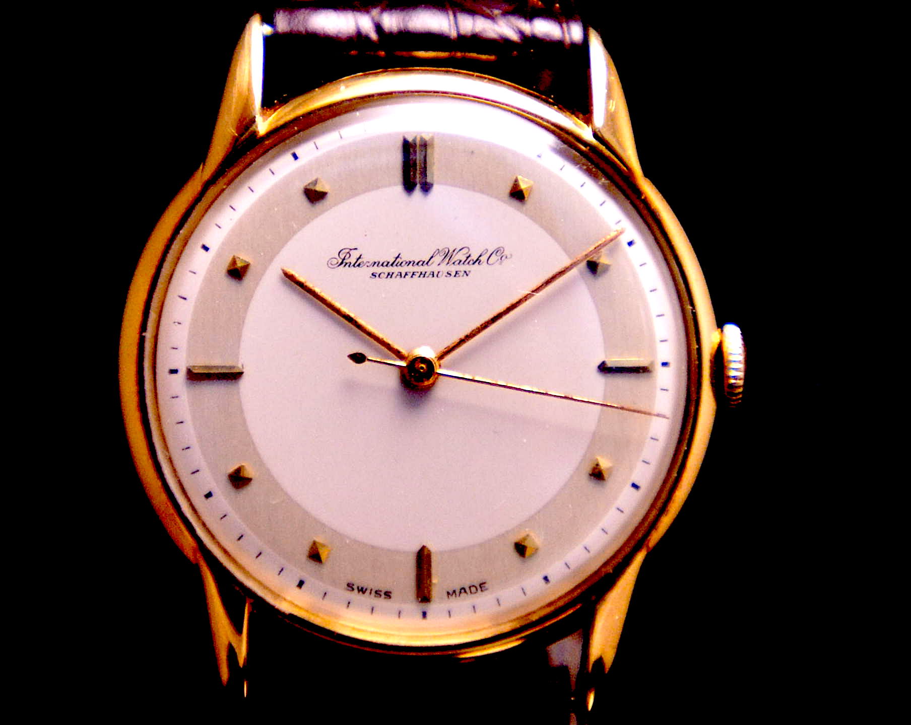IWC International Watch Co Schaffhausen oro rosa Oro rosa Ottime 1955  iwc55. Spedizione gratuita in tutta Italia, permuta, resi gratuiti,  consulenza e reperimento. Mazzoleni Orologi.